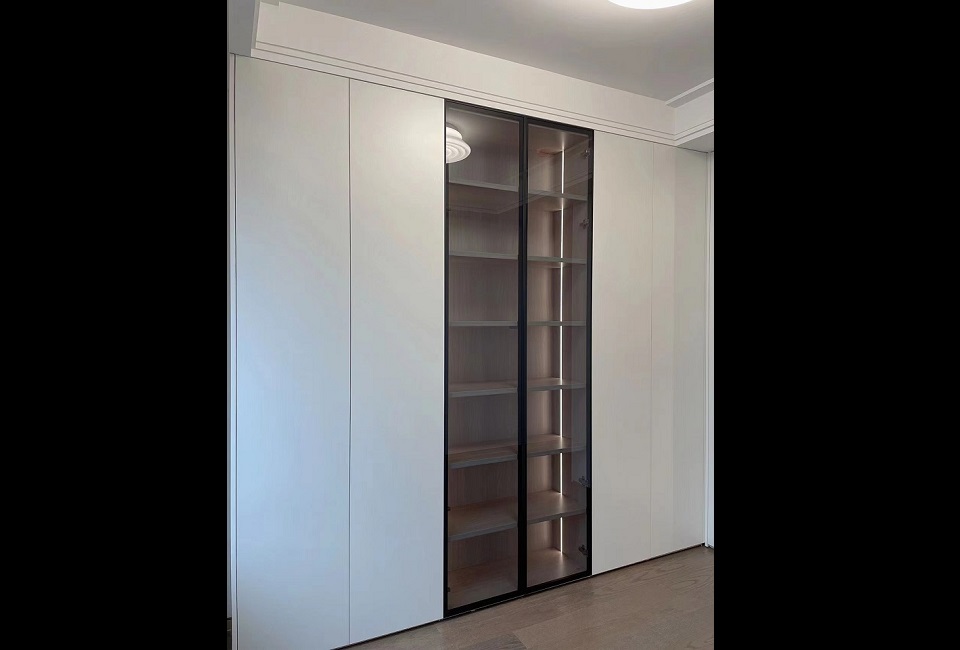 Bedroom Real Shot Photos - OLEE Custom Real Installation