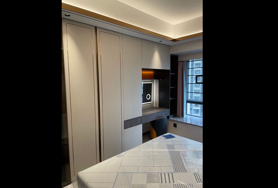 Bedroom Real Shot Photos - OLEE Custom Real Installation